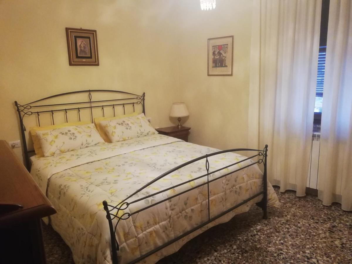 Ca'Di Gilbi E Pasqui Apartment Специя Екстериор снимка