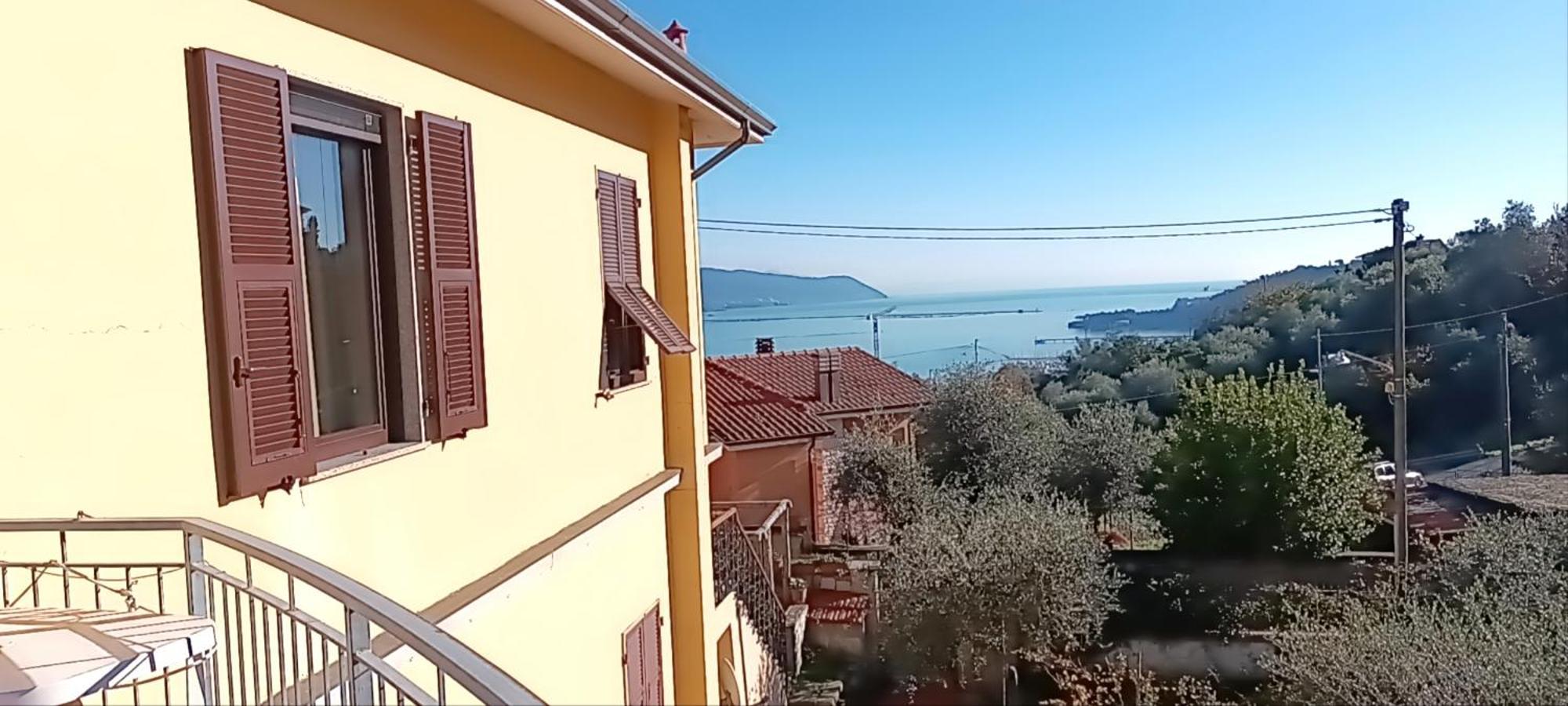 Ca'Di Gilbi E Pasqui Apartment Специя Екстериор снимка