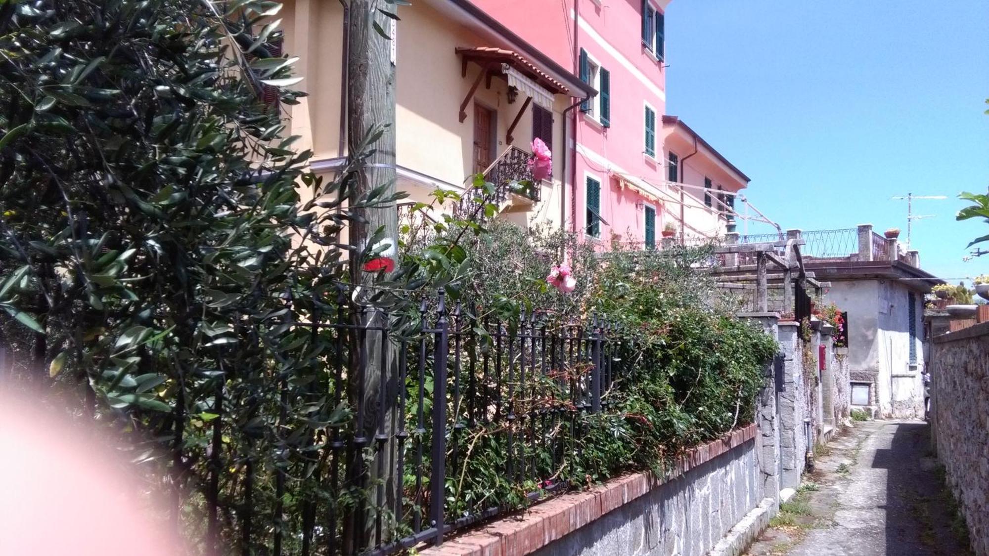 Ca'Di Gilbi E Pasqui Apartment Специя Екстериор снимка