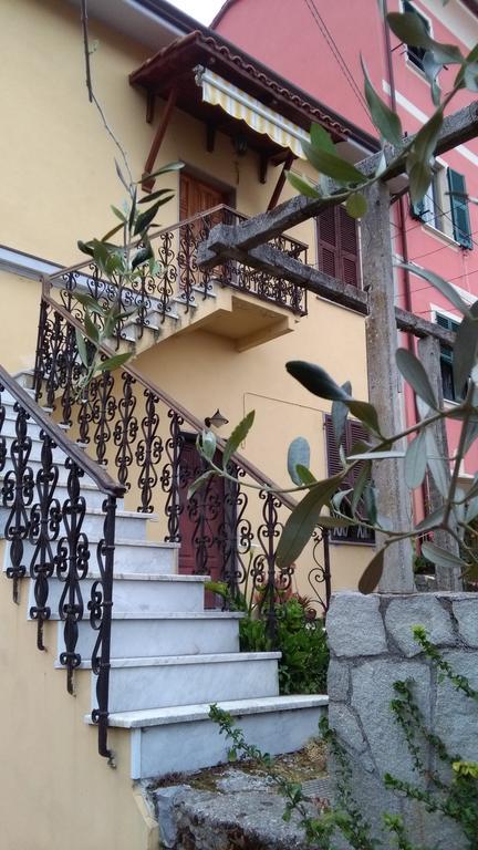 Ca'Di Gilbi E Pasqui Apartment Специя Екстериор снимка